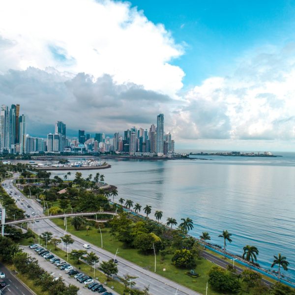 Ciudad y Playa - Cinta Costera Panamá