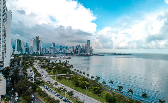 Ciudad y Playa - Cinta Costera Panamá