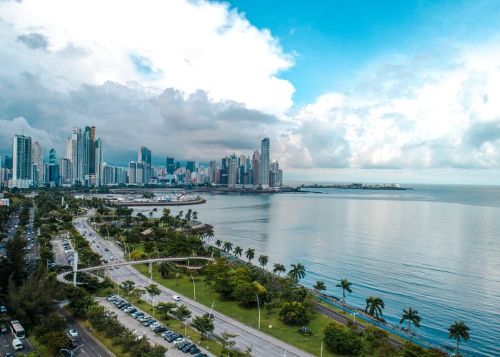 Ciudad y Playa - Cinta Costera Panamá